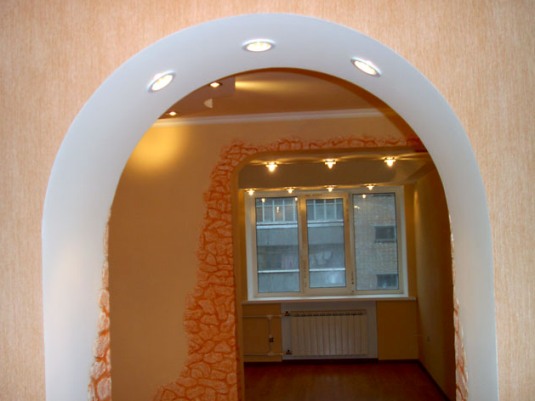 Варианты оформления арки в квартире из декоративного кирпича и других материалов с фото